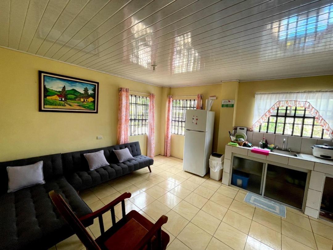 Miravalles Volcano House Guayabal  Eksteriør billede
